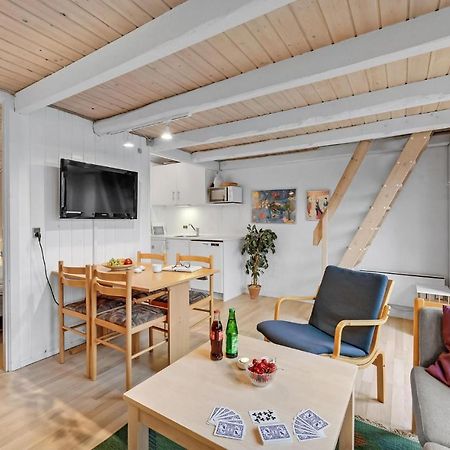 Nice Home In Hemmet With Kitchen エクステリア 写真