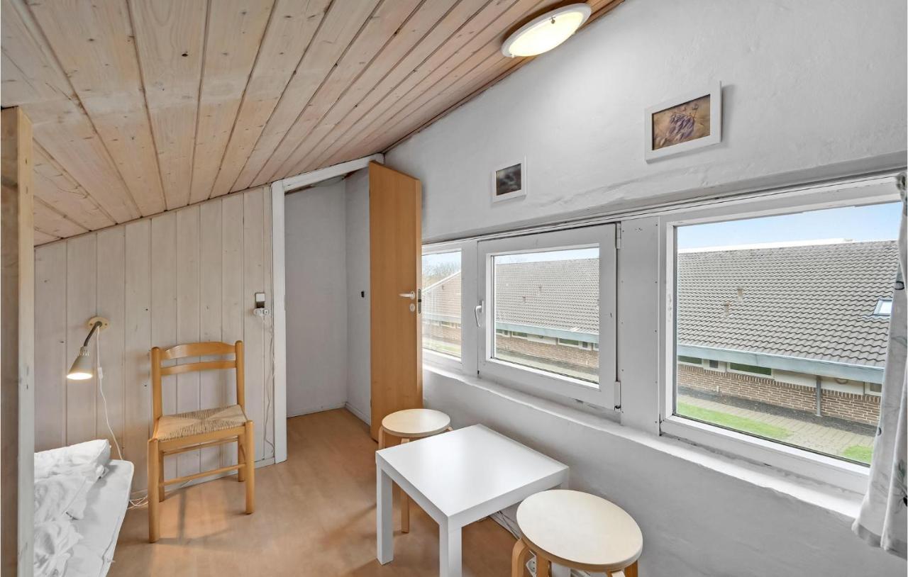 Nice Home In Hemmet With Kitchen エクステリア 写真